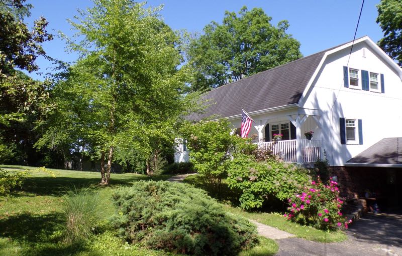Country Style Home (sold)